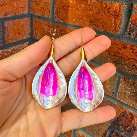 Pink Tulip Flower Drop Earrings - Picture 1 of 8